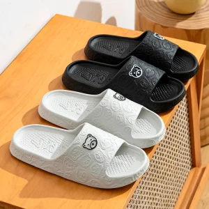 Summer Fashion Men’s Slippers Printting Little Bear Sandals Indoor Bathroom Non-slip Soft Women Dormitory Casual Shoes Couple