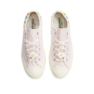 Converse 1970s simple, easy to wear, durable, breathable low top canvas shoes for both men and women in pink